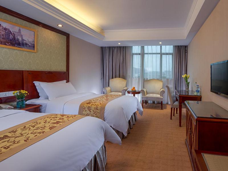 Vienna Hotel Guangzhou Airport 2 Exterior photo