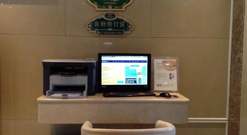 Vienna Hotel Guangzhou Airport 2 Exterior photo